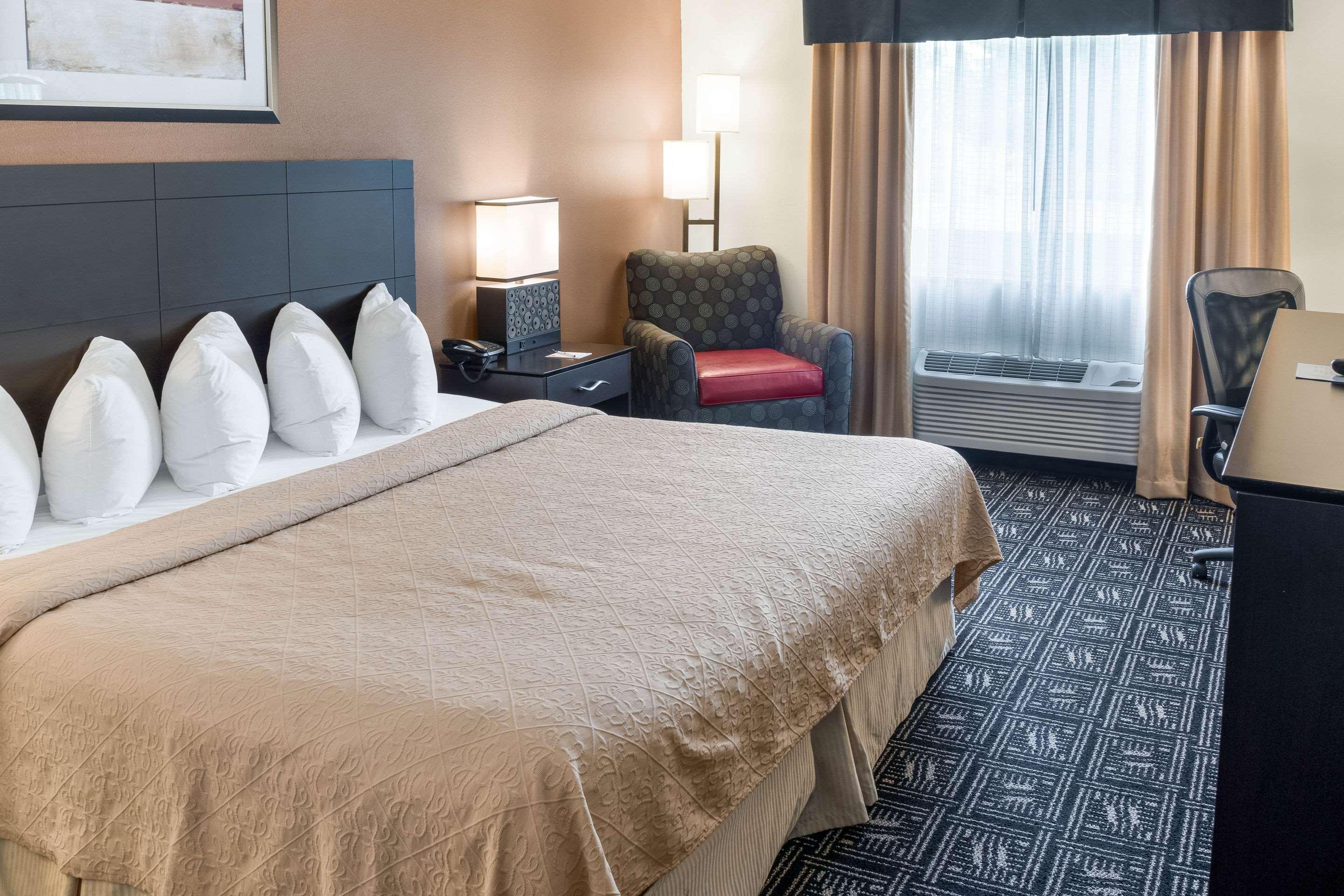 Quality Inn & Suites Mankato Exteriör bild